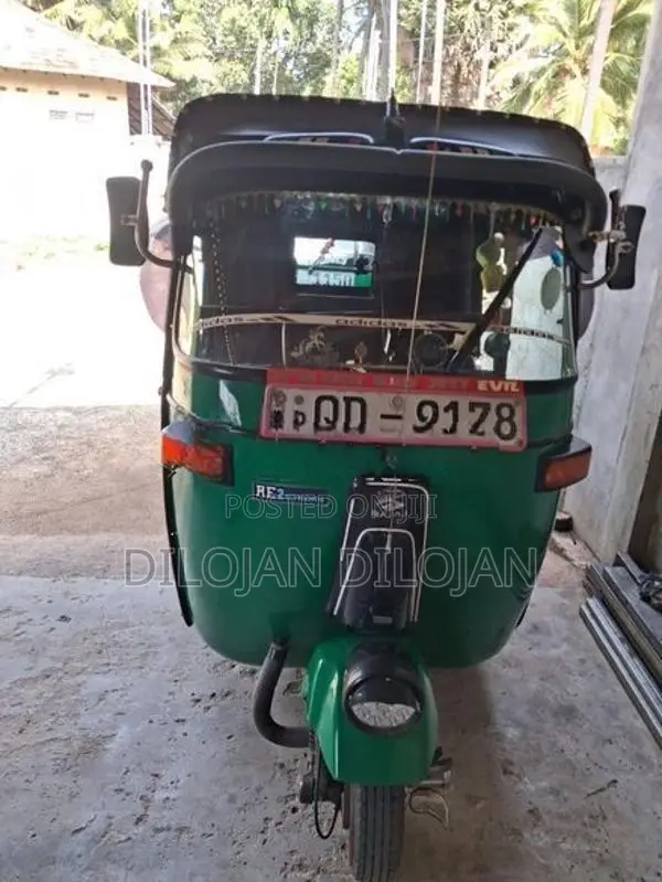 Bajaj RE 2 Stroke 2005