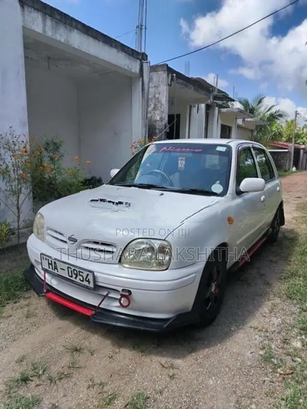 Nissan March K11 2001