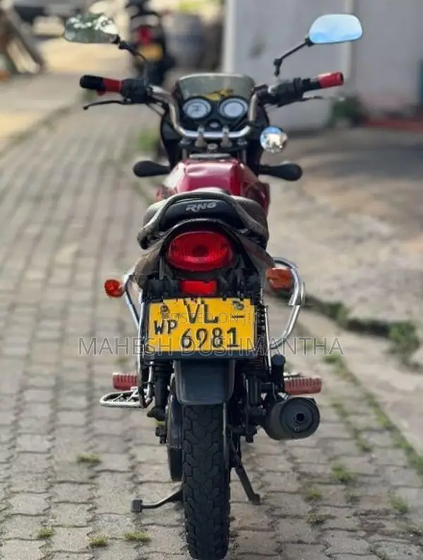 Bajaj Platina 100 2010