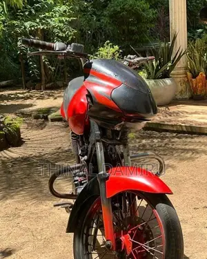 TVS Victor 2000