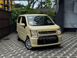 Suzuki Wagon R FX Petrol 2025