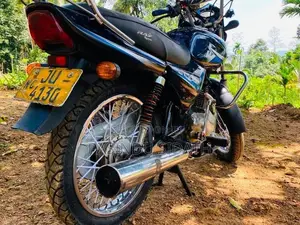 Bajaj CT100 2005