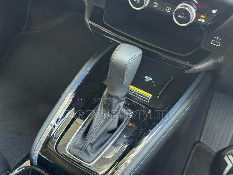 Honda Vezel Zpremium 2024