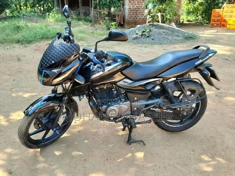 Bajaj Pulsar 150 2017
