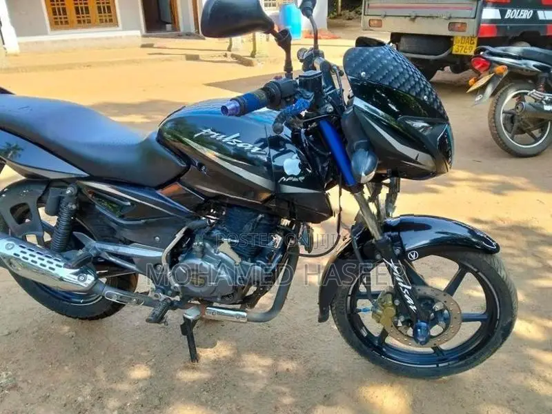 Bajaj Pulsar 150 2017