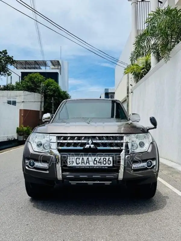 Mitsubishi Montero 3.2 Diesel Rockford 2013