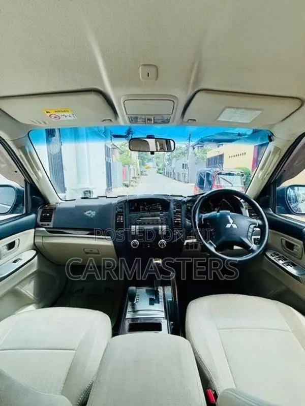 Mitsubishi Montero 3.2 Diesel Rockford 2013