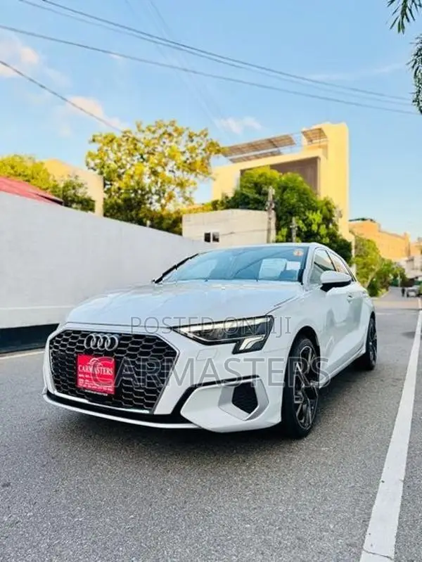 Audi A3 Signature premium 2023