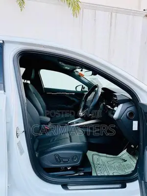 Audi A3 Signature premium 2023