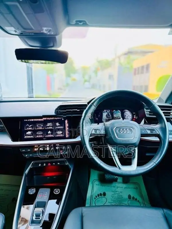 Audi A3 Signature premium 2023