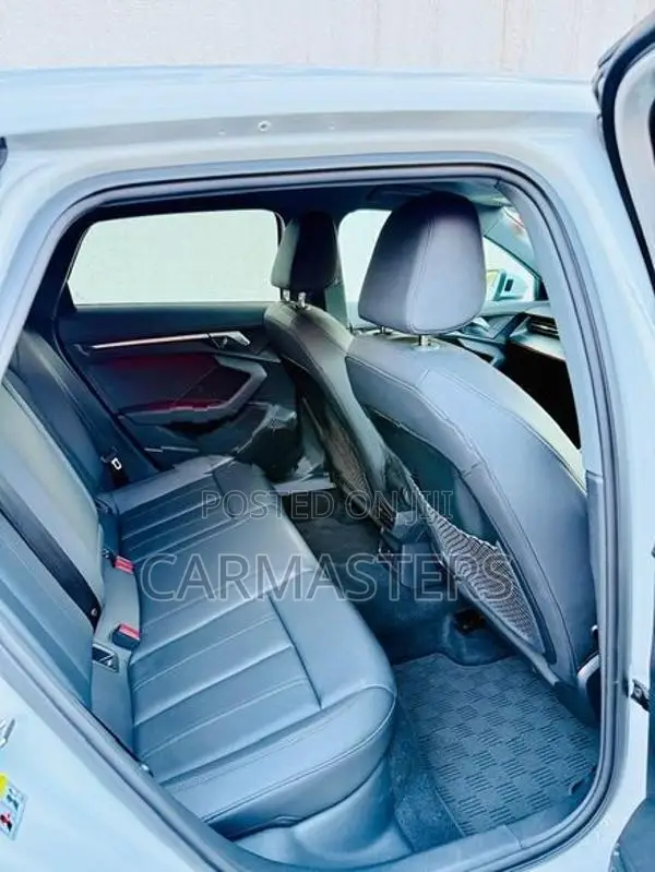 Audi A3 Signature premium 2023