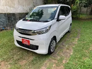 Mitsubishi eK Wagon 2023