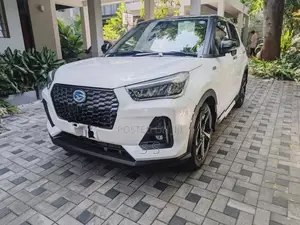 Daihatsu Rocky Black Top 2026