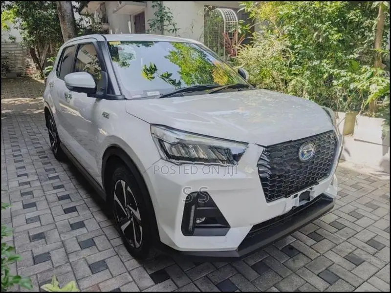 Daihatsu Rocky Smart 2025