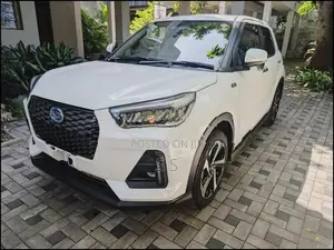 Daihatsu Rocky Smart 2025