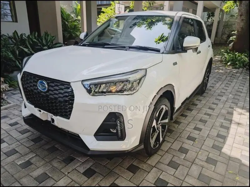 Daihatsu Rocky Smart 2025