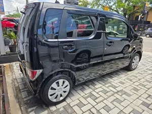 Suzuki Wagon R Fx Safety 2025