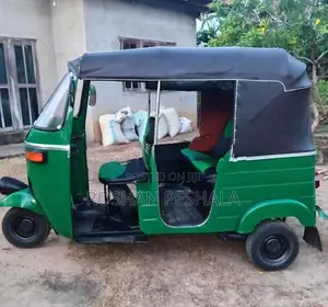 Bajaj RE 2 stork 2005