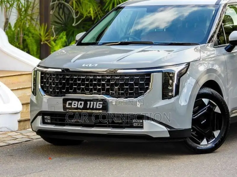 Kia Carnival HEV 2025