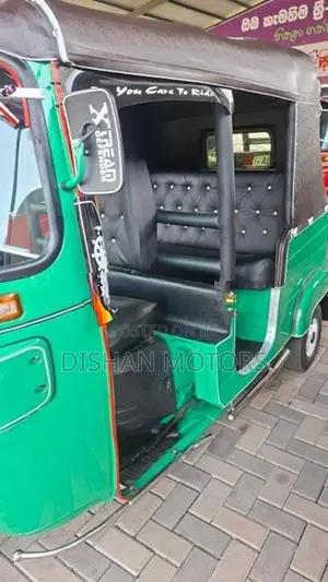 Bajaj RE 4Stroke 2015