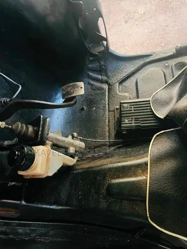 Bajaj RE 4 Stroke 2013