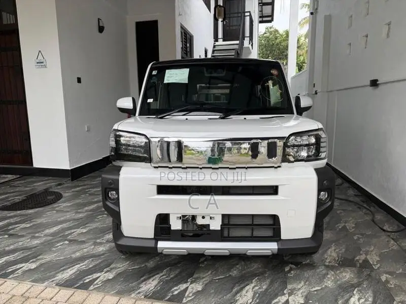 Daihatsu Taft G Chrome Venture 2025