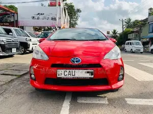 Toyota Aqua S Limited 2014