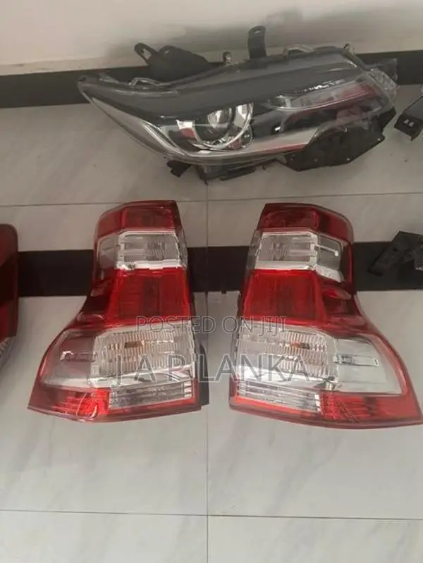 Toyota Land Cruiser Prado Tail Lights