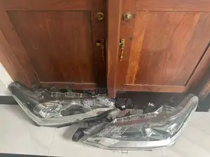 Axio Head Lights