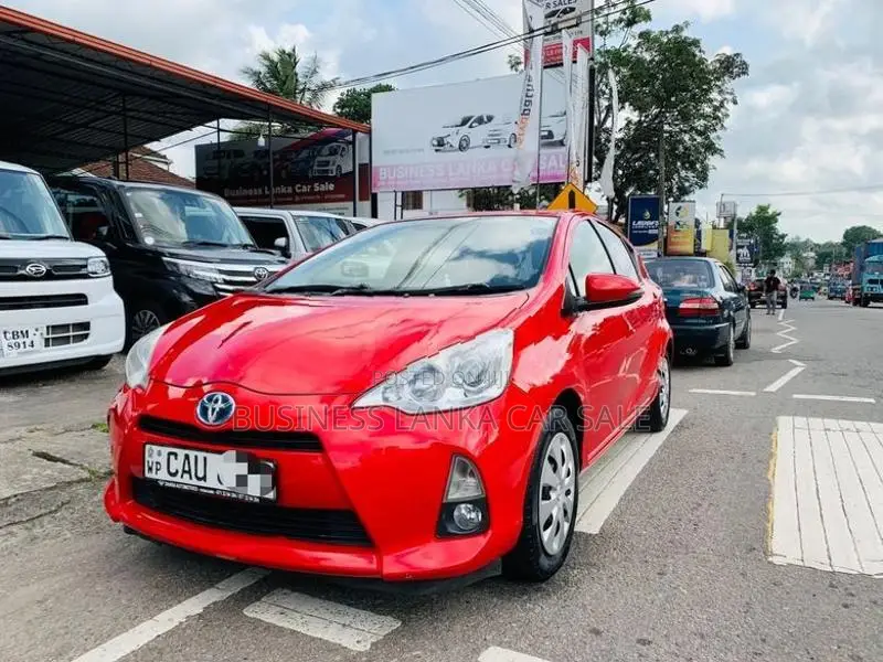 Toyota Aqua S Limited 2014