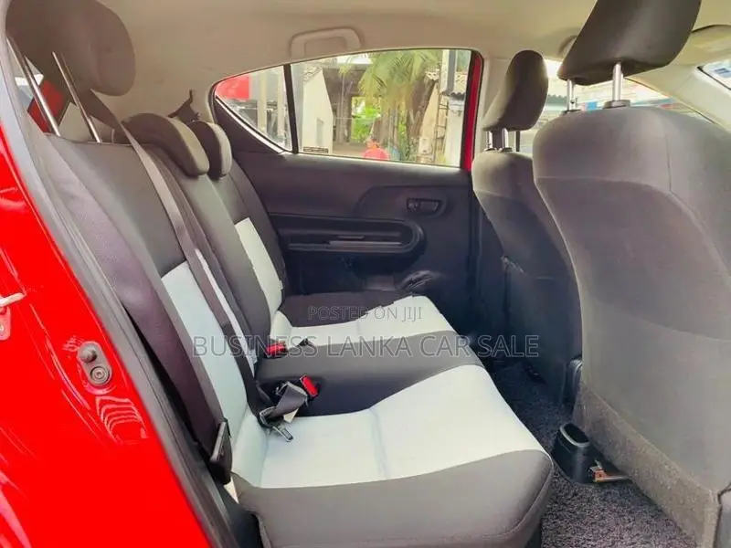 Toyota Aqua S Limited 2014