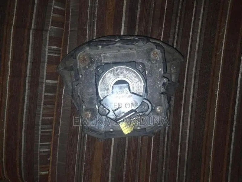 Nissan Sunny FB14 Driver Side AirBag