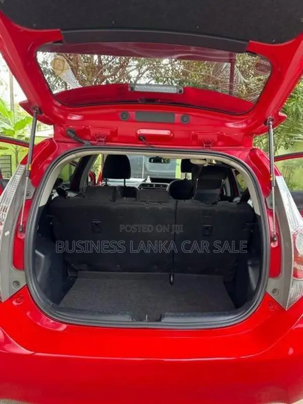 Toyota Aqua S Limited 2014