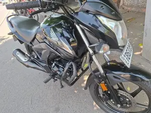Honda CB Hornet Unicorn 2018