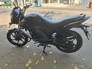 Honda CB Hornet Unicorn 2018