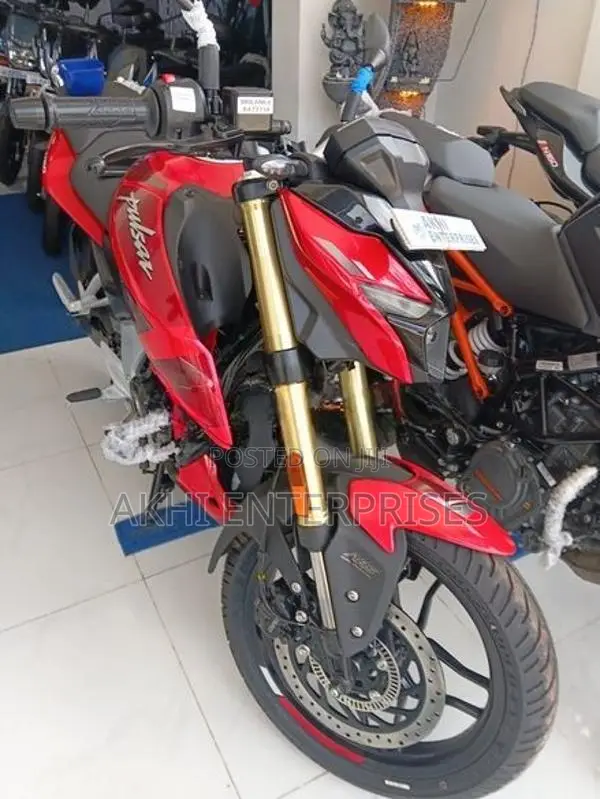 Bajaj Pulsar N160 Premium 2026