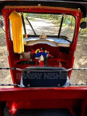 Bajaj RE 1998