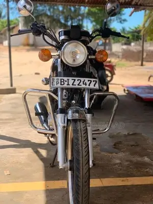 Suzuki GN 125 2020
