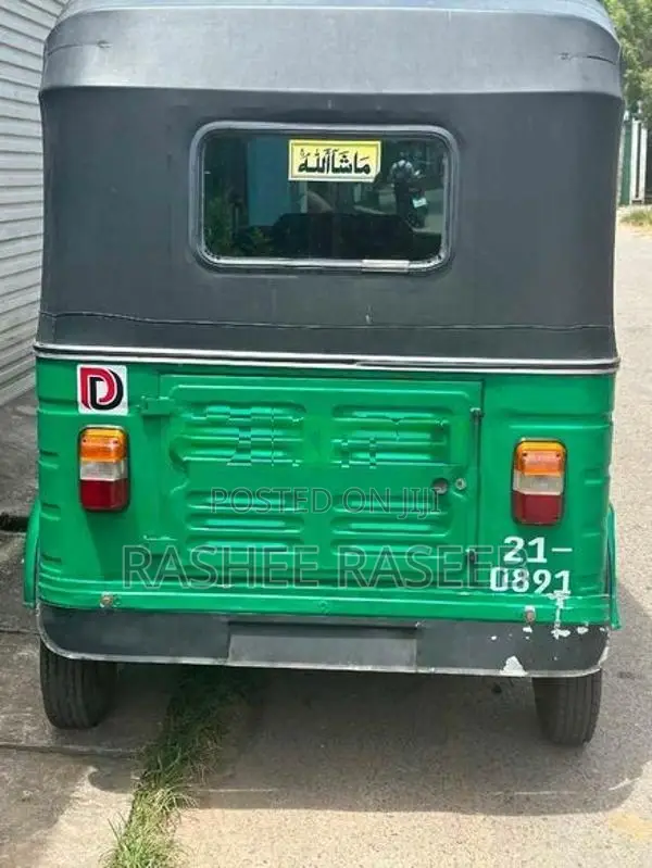 Bajaj RE 1991