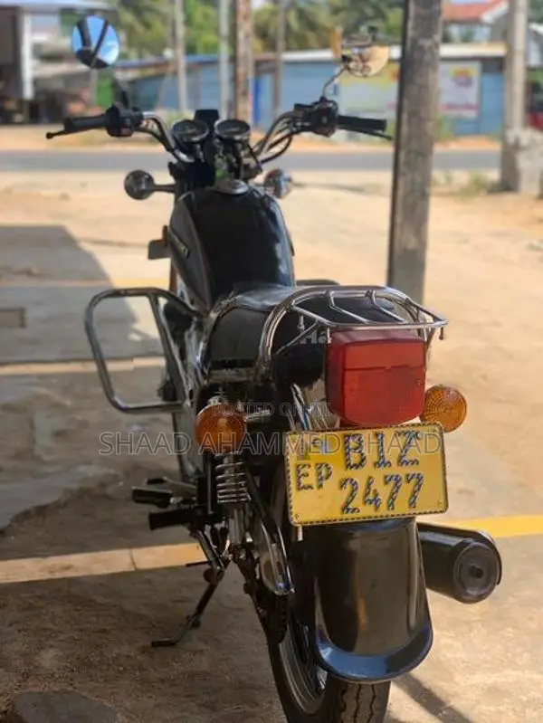 Suzuki GN 125 2020