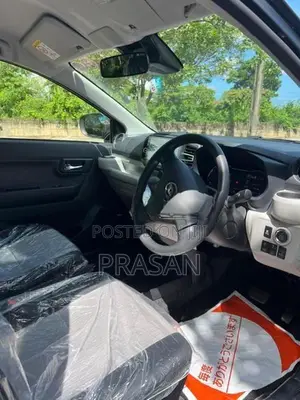 Daihatsu Mira G 2025