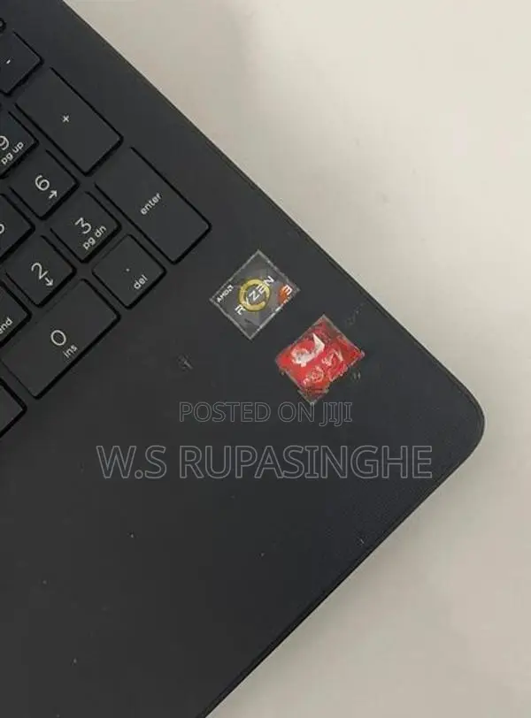 Hp AMD Ryzen 3 Laptop