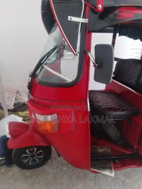 Bajaj RE 2007