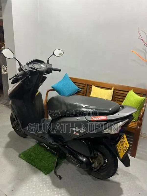 Honda Dio 2017