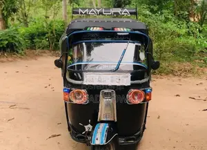 Bajaj RE 2012