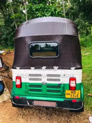Bajaj RE 2003