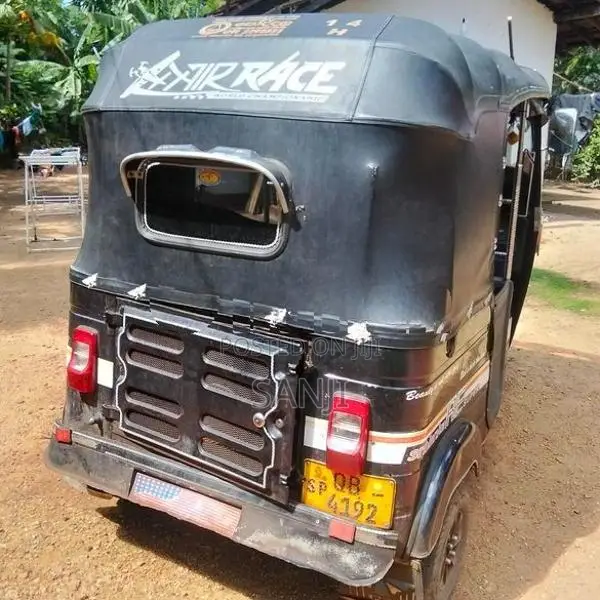 Bajaj RE 2006