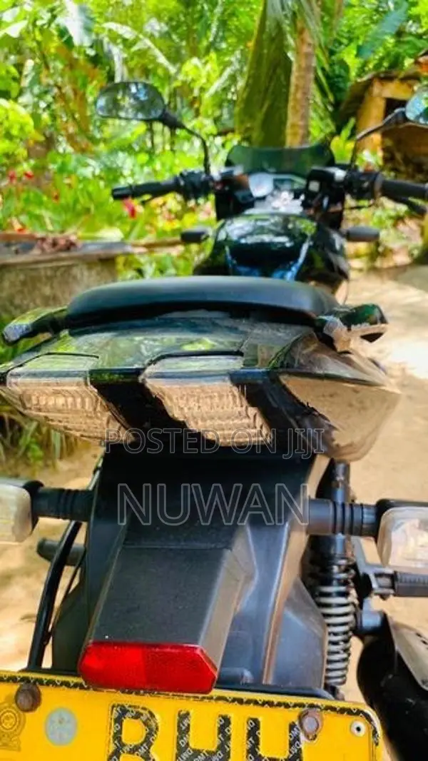 Bajaj Pulsar 150 2018