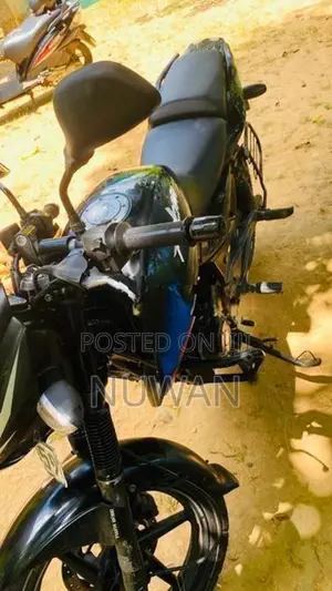 Bajaj Pulsar 150 2018