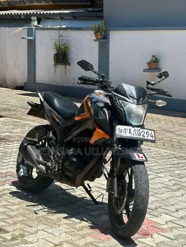 Honda CB Hornet 2018
